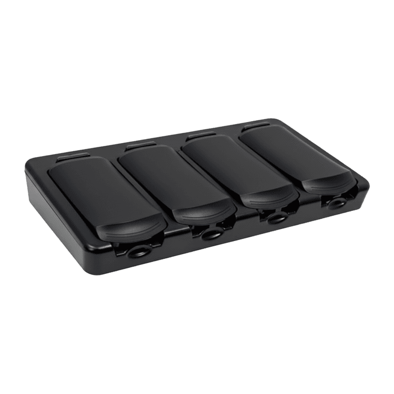 Ładowarka 4 baterii Unitech 5100-900040G do HT730 Plus — płaska ładowarka z czterema gniazdami, w gniazdach baterie