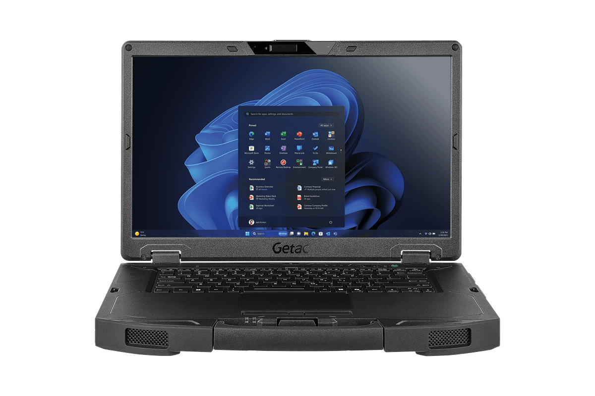 Getac S510 — otwarty laptop, widok z przodu, ekran 15,6 cala i klawiatura